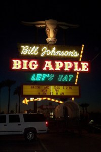 3100276283_0b9a374eff